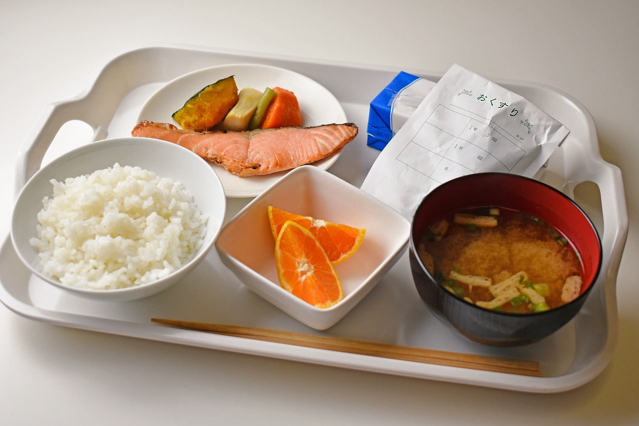 hospital-food-6561898_1280
